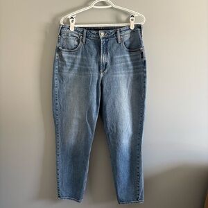 Silver Jeans “Mom Jean” Size 32